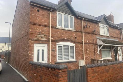 3 bedroom end of terrace house to rent, George Street, Langwith, Mansfield, Derbyshire, NG20