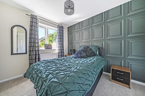 15 Beechwood Close, Basingstoke, RG22 4XX