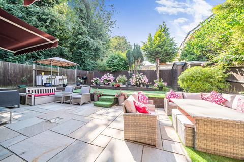 15 Beechwood Close, Basingstoke, RG22 4XX
