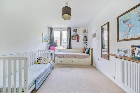 2 bedroom flat for sale, Rosenburg Road, Acton, London, W3