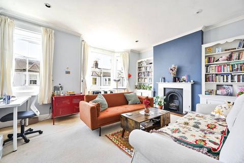 2 bedroom flat for sale, Eastbury Grove, Glebe Estate, London, W4