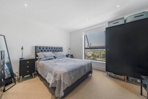 1 bedroom flat for sale, East Thames House, Poplar, London, E14