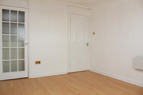 2 bedroom flat to rent, Hailesland Park, Edinburgh, EH14 2RF