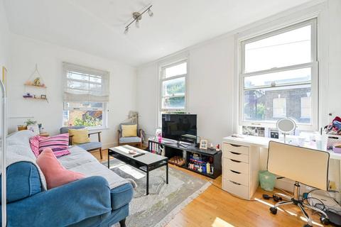 2 bedroom flat to rent, Freemantle Street, Elephant and Castle, London, SE17