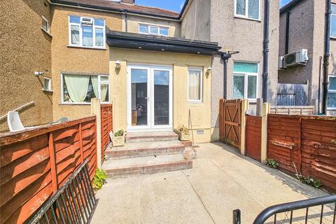 15 Dunton Road, Romford, RM1 4AH