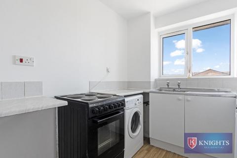 1 bedroom flat for sale, Wigston Close, London, N18