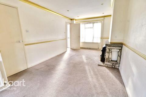 32 Ash Tree Field, Harlow, CM20 1QD