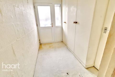 32 Ash Tree Field, Harlow, CM20 1QD