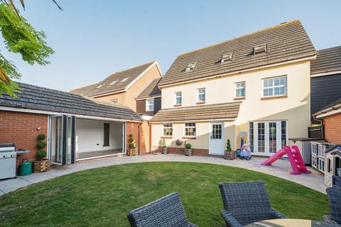 7 bedroom detached house for sale, Feather Close, Braintree, Essex