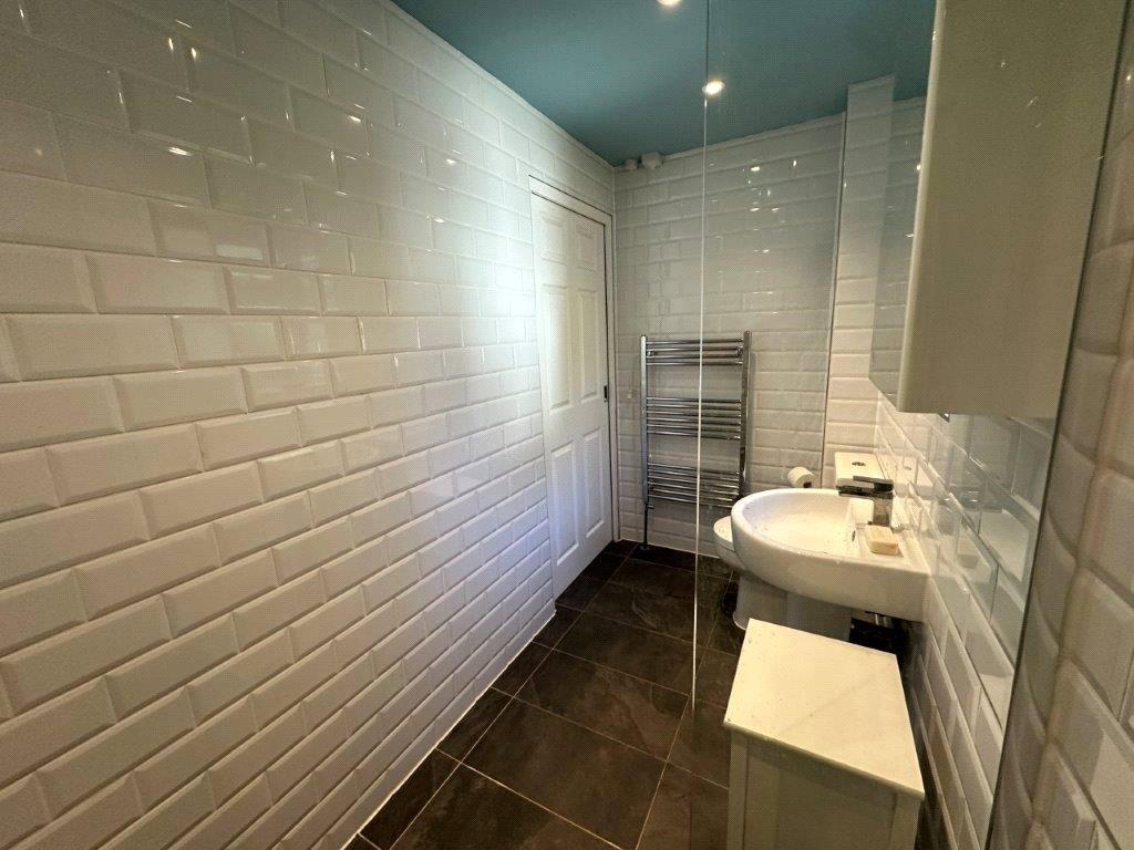 Guest Shower Room