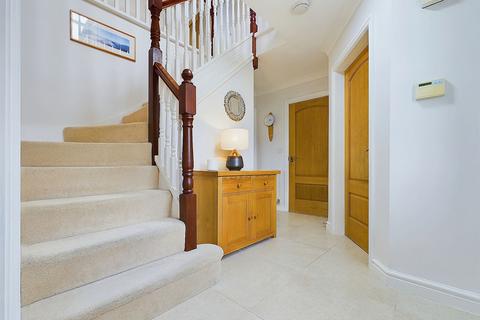 4 Cwrt Cwellyn, Hawarden, Deeside, CH5 3PW
