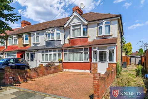 3 bedroom house for sale, Latymer Road, London, N9