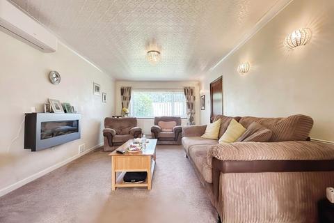 2 bedroom detached bungalow for sale, Marlow Road, Gainsborough