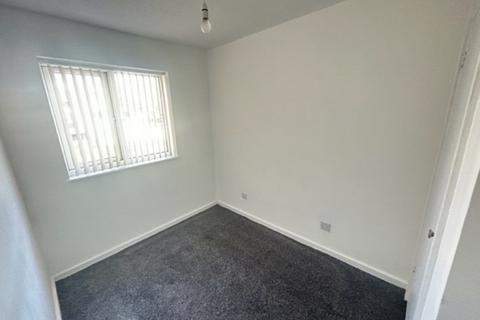 2 bedroom flat to rent, Leigh Court, Alwyn Walk, Erdington