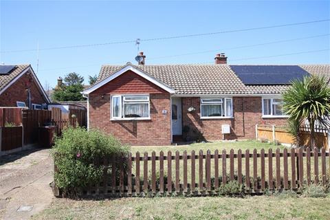 2 bedroom semi-detached bungalow for sale, Norman Close, St Osyth, Clacton on Sea