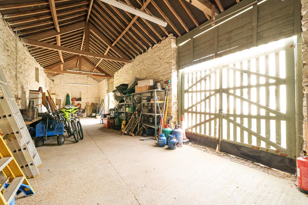Barn