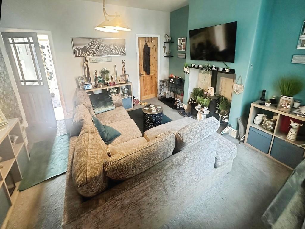Cd6a302b-Lounge 201