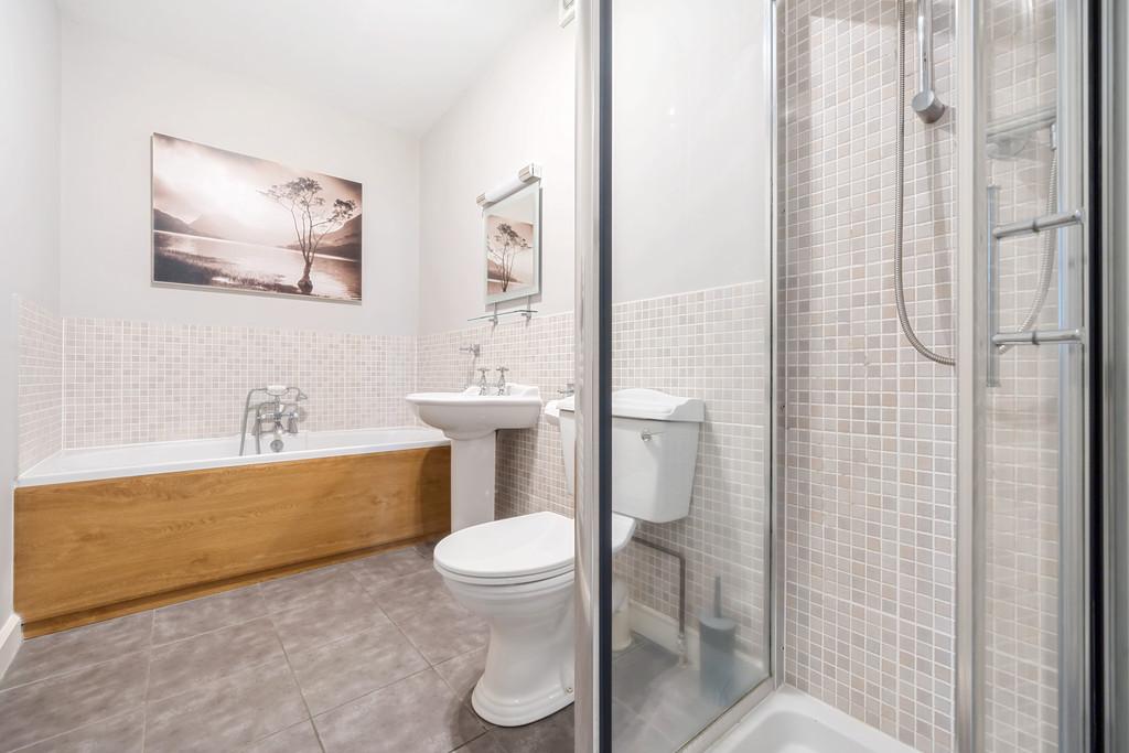 Ensuite Bathroom