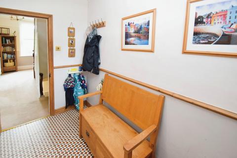11 Lock View, Bingley, BD16 2RW