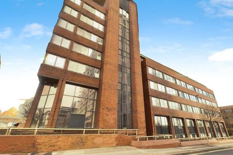 2 bedroom apartment to rent, Normandy House, Basingstoke RG21