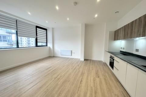 2 bedroom apartment to rent, Normandy House, Basingstoke RG21