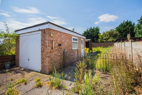 255 Addington Road, Irthlingborough, Wellingborough, NN9 5US