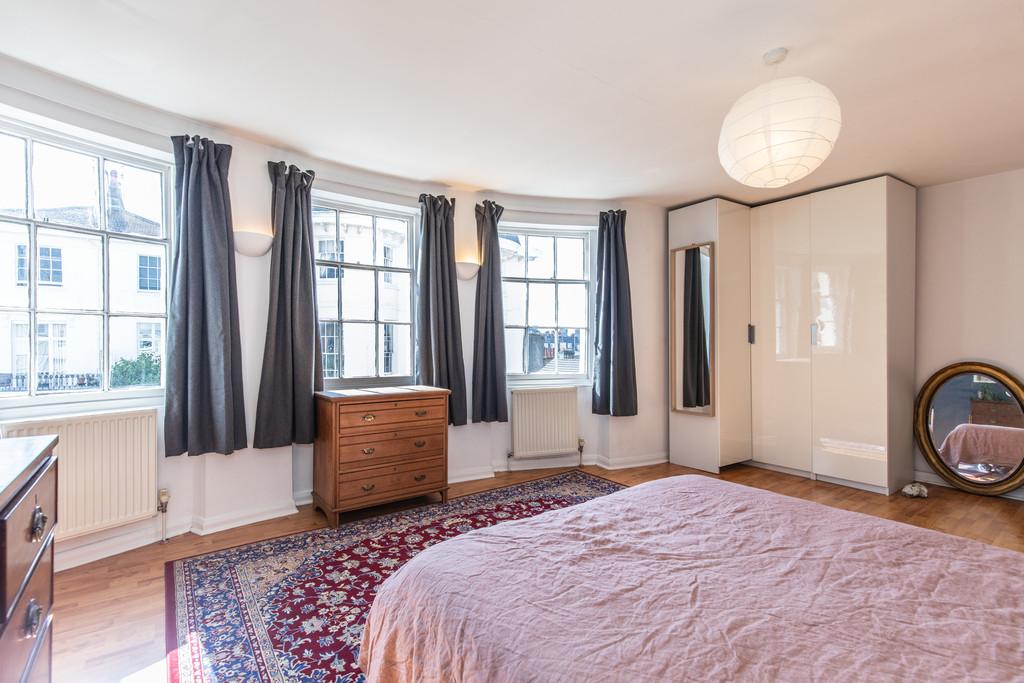 17 Norfolk Square-32