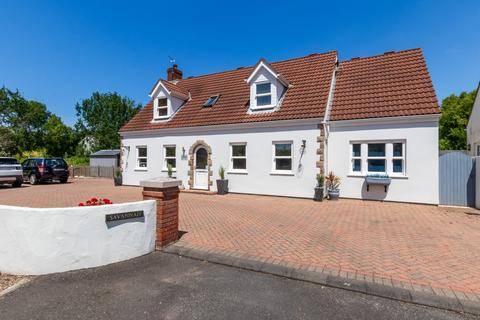 5 bedroom detached house for sale, Les Tracheries Road, St. Sampson's, Guernsey