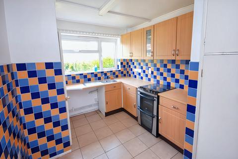 2 bedroom ground floor flat for sale, Tadgedale Avenue, Loggerheads