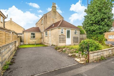 Chivers Cottage Upper Bloomfield Road, Bath, BA2 2RY