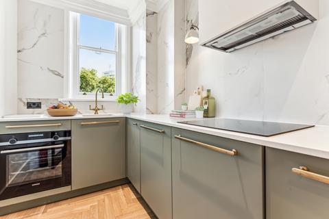 2 bedroom flat for sale, Hans Place, Knightsbridge