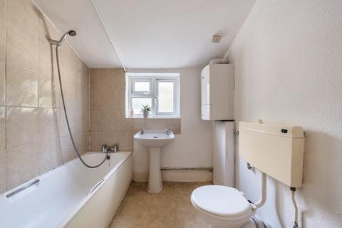 688 Brighton Road, Purley, CR8 2BB