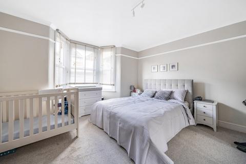 35a Little Roke Avenue, Kenley, CR8 5NN