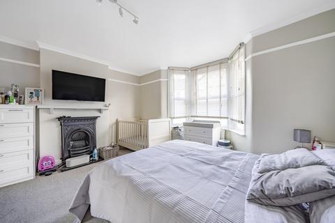 35a Little Roke Avenue, Kenley, CR8 5NN