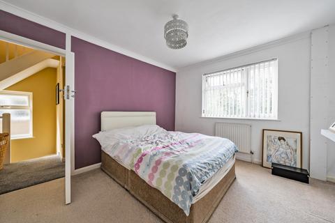 23 Oaks Road, Kenley, CR8 5NY