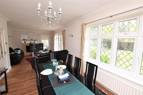 10 Mitchley View, South Croydon, CR2 9HQ