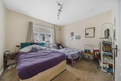 10 Mitchley View, South Croydon, CR2 9HQ