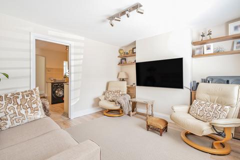 93 Godstone Road, Whyteleafe, CR3 0EJ