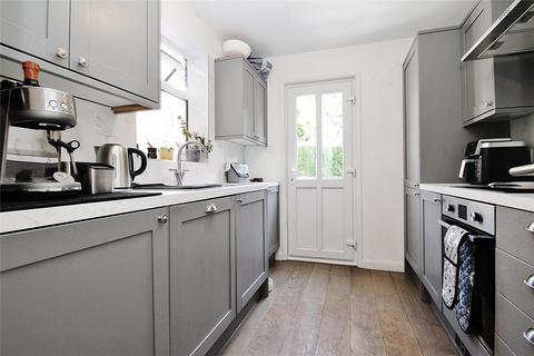 101 Connaught Road, Brookwood, Woking, GU24 0EU