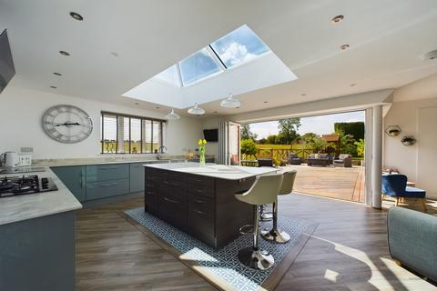 81 Ashbourne Road, Mackworth, Derby, DE22 4LZ