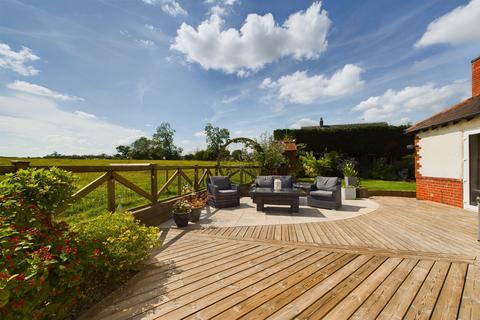81 Ashbourne Road, Mackworth, Derby, DE22 4LZ