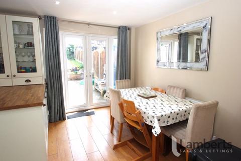 3 bedroom semi-detached house for sale, St. Martins Avenue, Studley