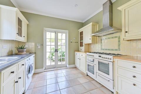 11 Faraday Road, London, W3 6JB