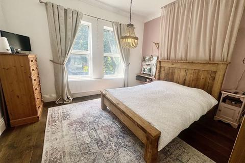 1, Lambeth Villas, 33 Abbey Park Road, Grimsby, DN32 0HS
