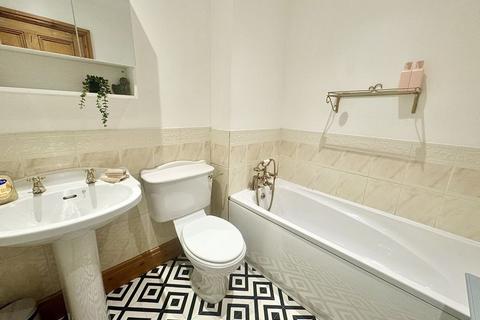 1, Lambeth Villas, 33 Abbey Park Road, Grimsby, DN32 0HS
