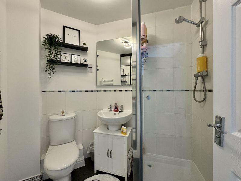 En Suite Shower Room