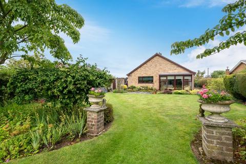 3 bedroom bungalow for sale, Detached Bungalow, Saxilby Road, Sturton by Stow, Lincoln