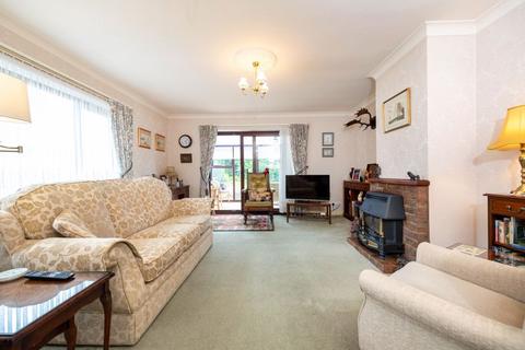 3 bedroom bungalow for sale, Detached Bungalow, Saxilby Road, Sturton by Stow, Lincoln