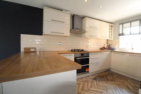 22 Denham Close, Luton, LU3 3TS