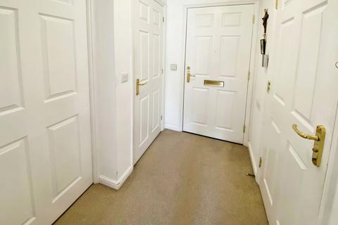 1 bedroom ground floor flat for sale, Hollyfield Road, Sutton Coldfield B75